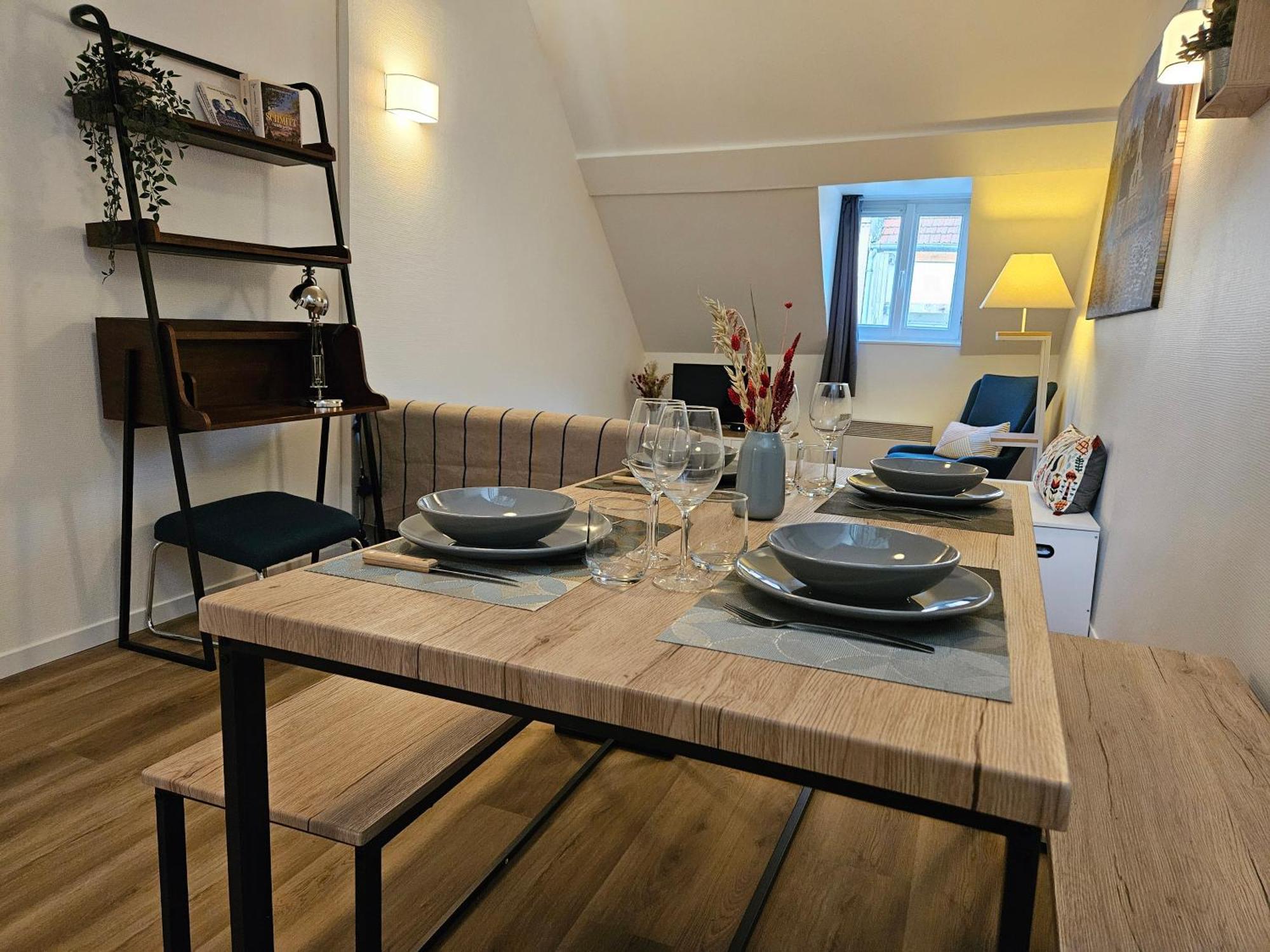 Charmant Duplex Au Coeur De Vernon Proche Gare Et Giverny Kültér fotó